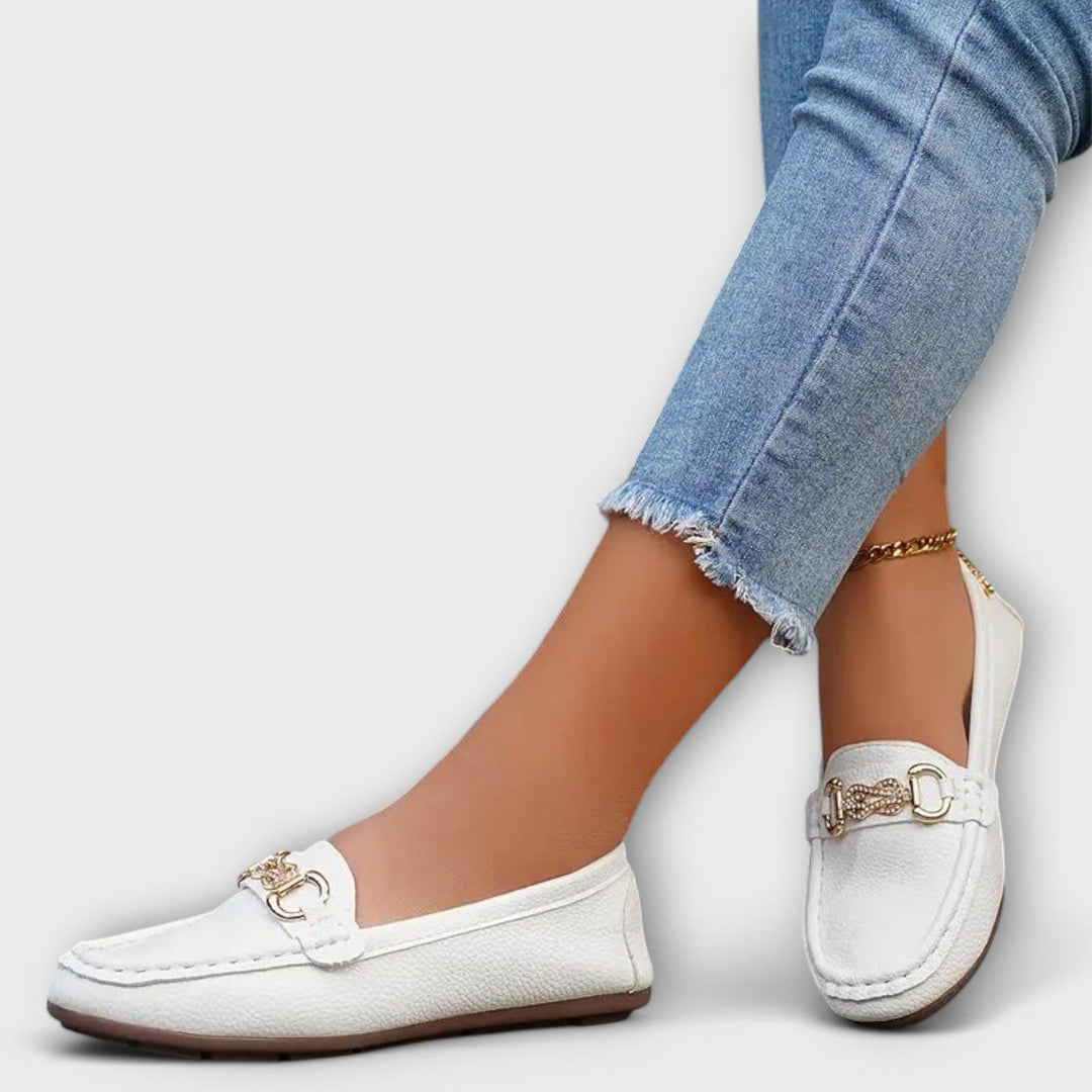 Aura | Classic Moccasin